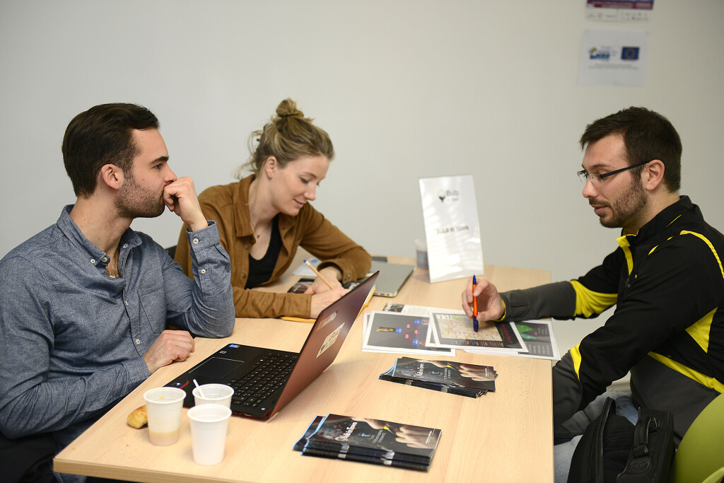 Trois jeunes créateurs d'entreprise à l'Eco-pépinière de Sénart, Moissy-Cramayel 77 Grand Paris Sud